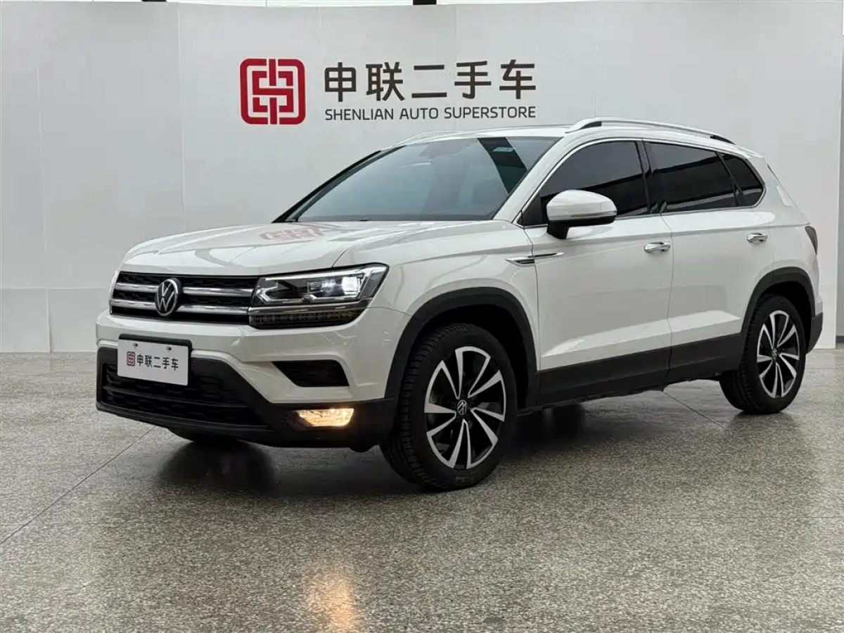 VOLKSWAGEN THARU  2021