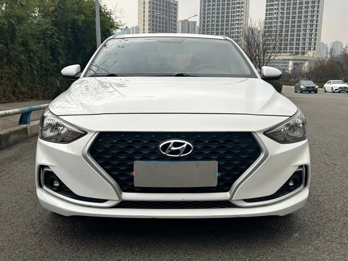 HYUNDAI ELANTRA YUEDONG
