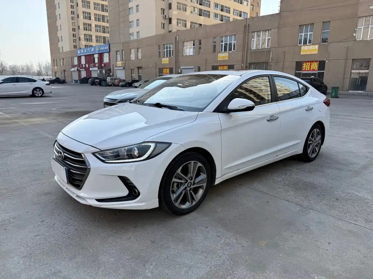 HYUNDAI ELANTRA  2019