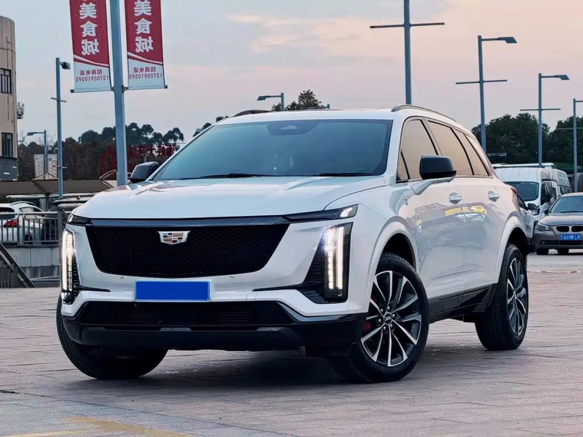 CADILLAC XT5