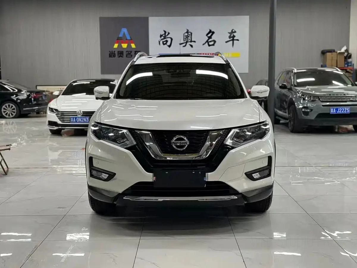NISSAN X-TRAIL