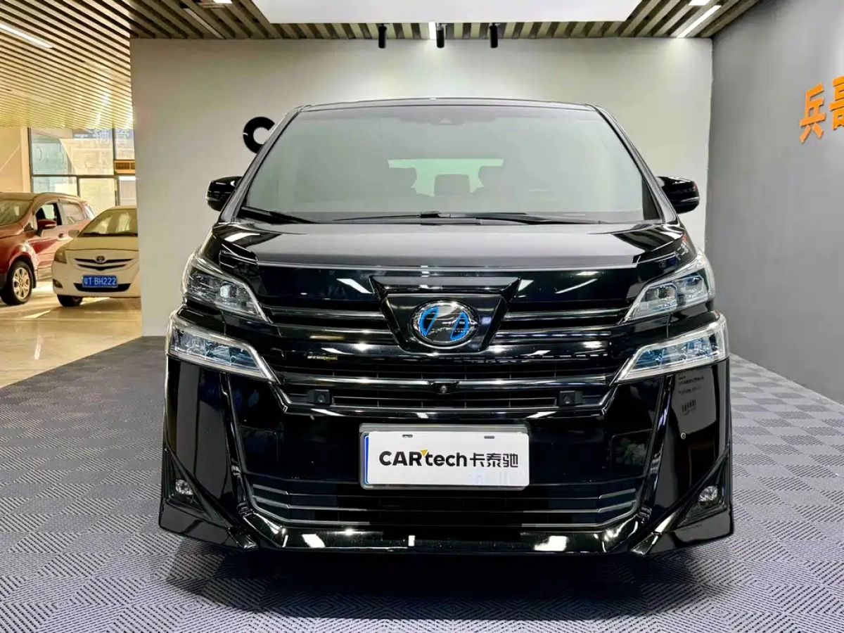 TOYOTA VELLFIRE  2020