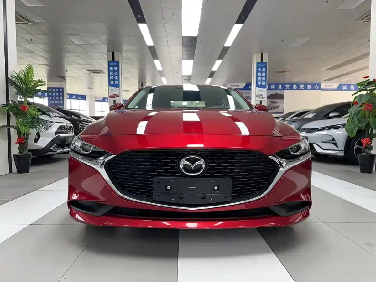 MAZDA 3 AXELA