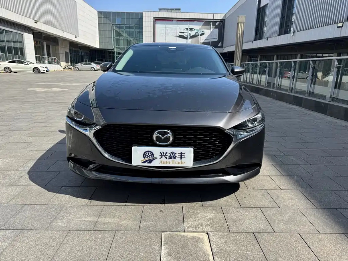 MAZDA 3 AXELA