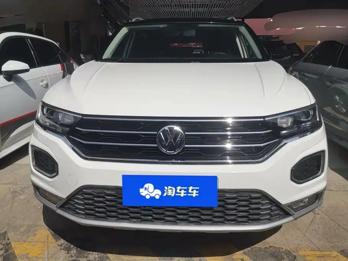 VOLKSWAGEN T-ROC
