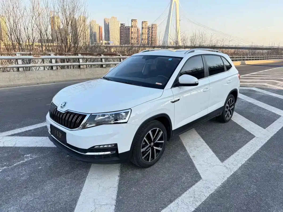 SKODA KAMIQ  2021