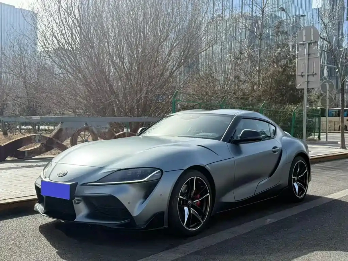 TOYOTA SUPRA