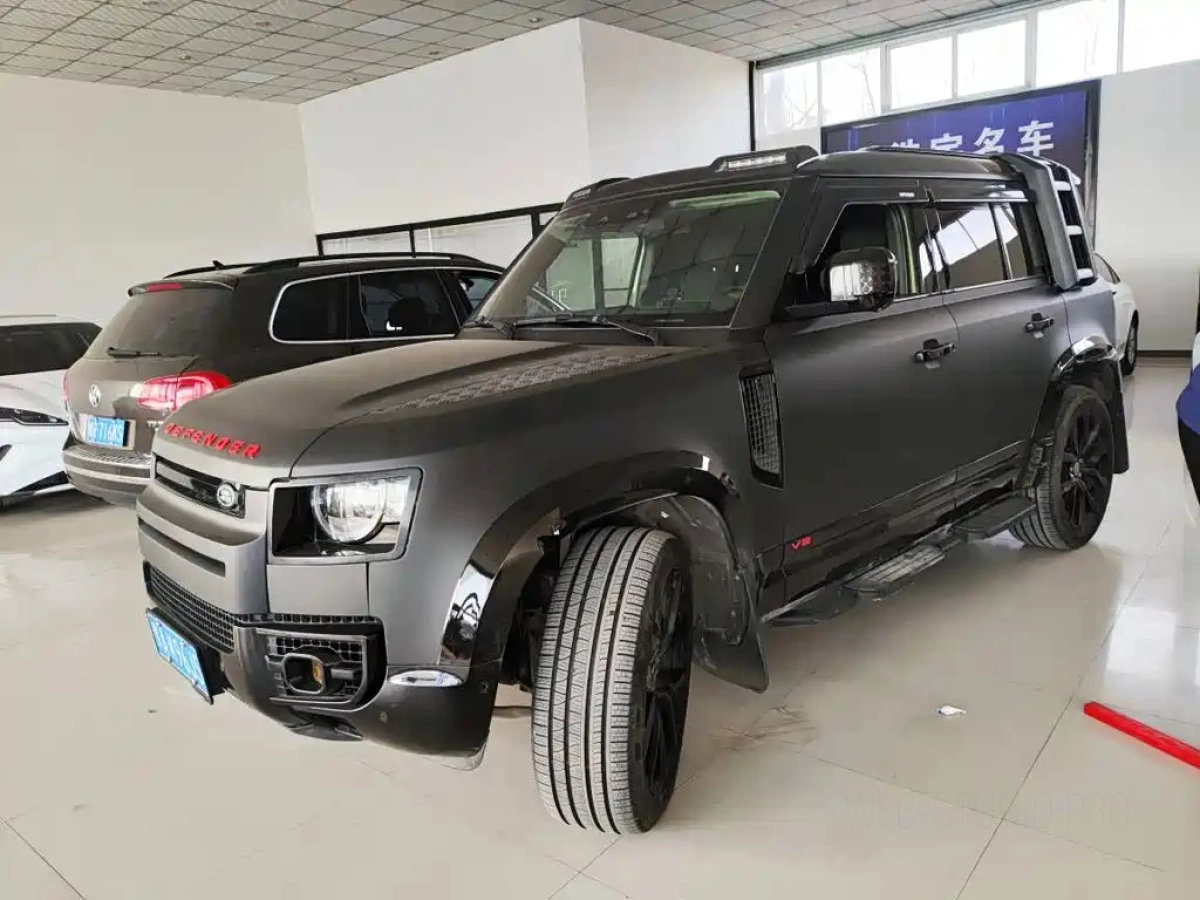 LAND ROVER DEFENDER  2023