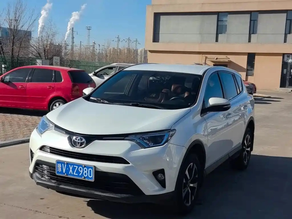 TOYOTA RAV4  2019