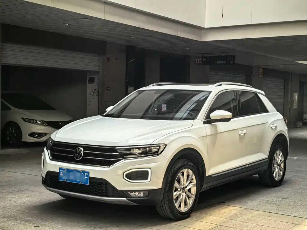 VOLKSWAGEN T-ROC  2023