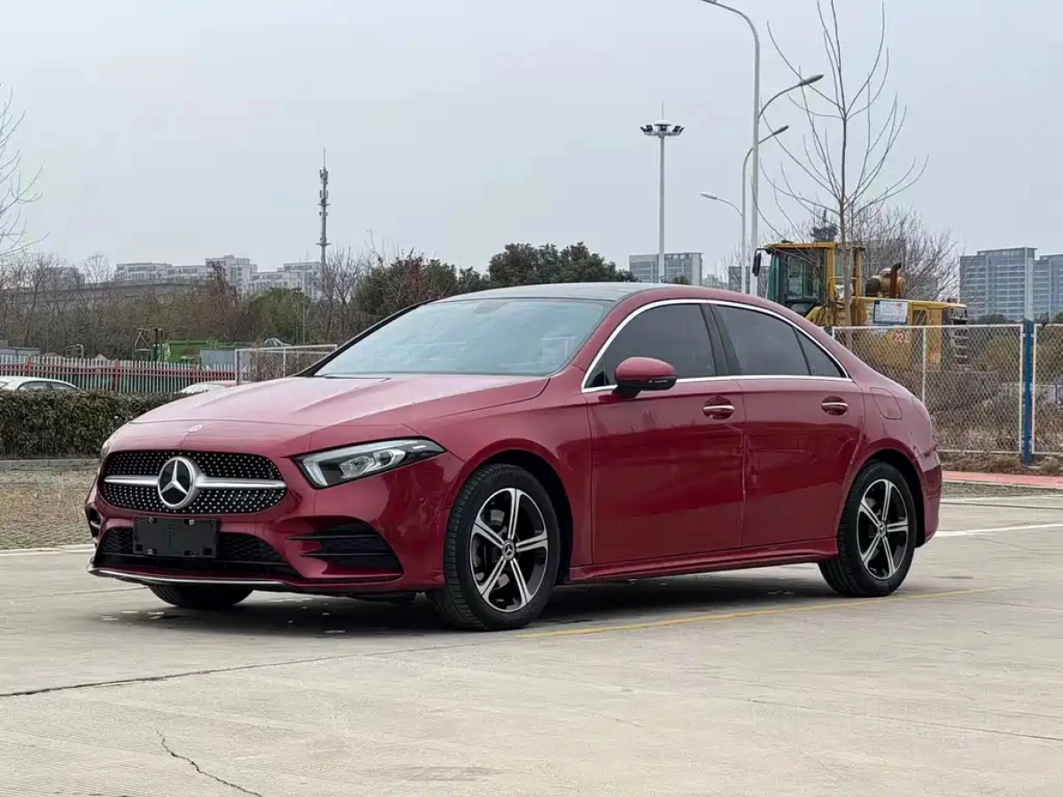 MERCEDES-BENZ A-CLASS  2022