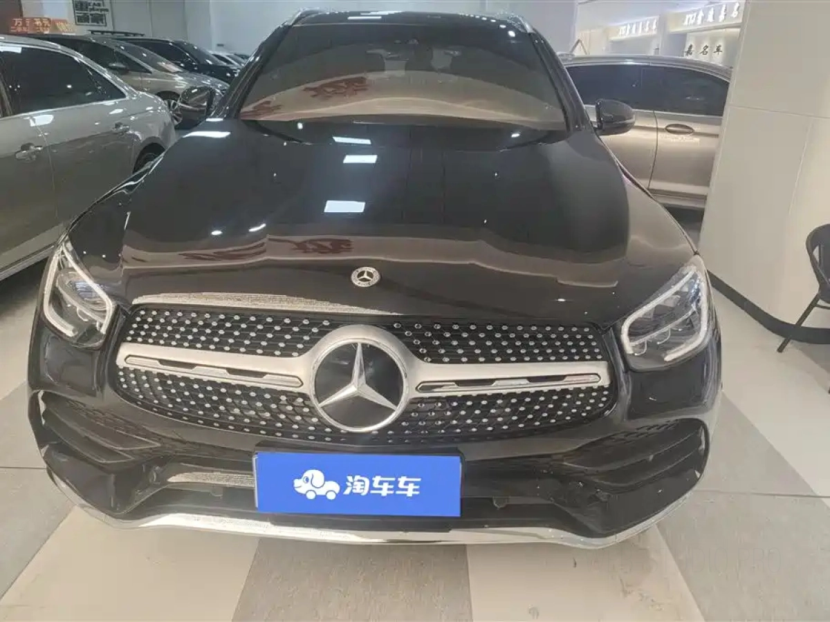 MERCEDES-BENZ GLC