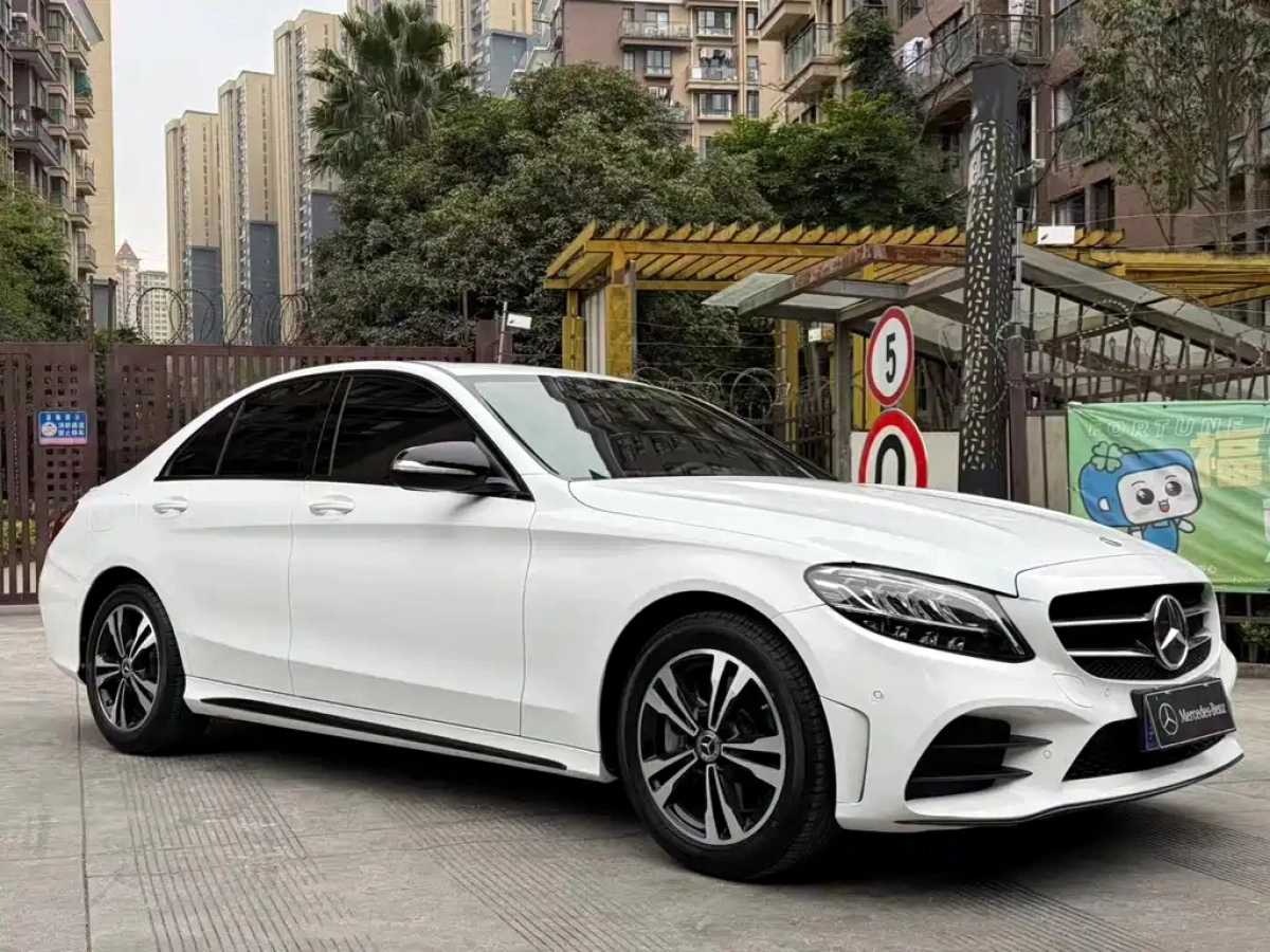 MERCEDES-BENZ C-CLASS