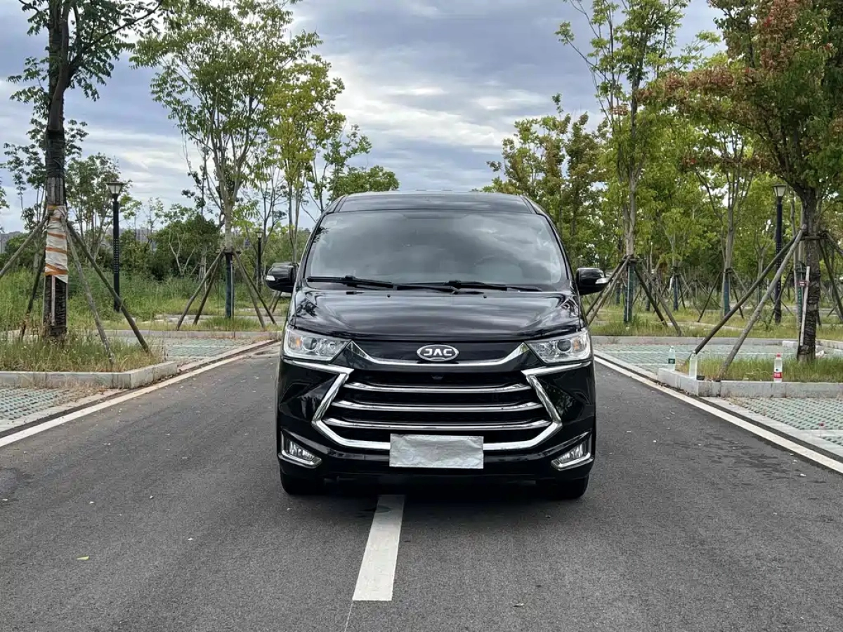 JAC REFINE REFINE M4