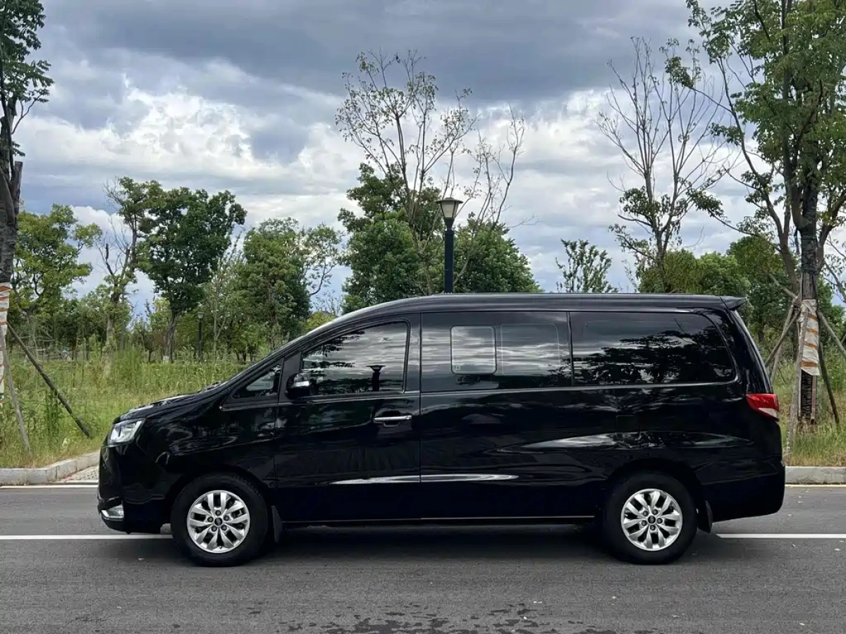 JAC REFINE REFINE M4