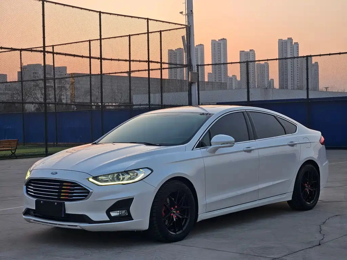 FORD MONDEO  2021