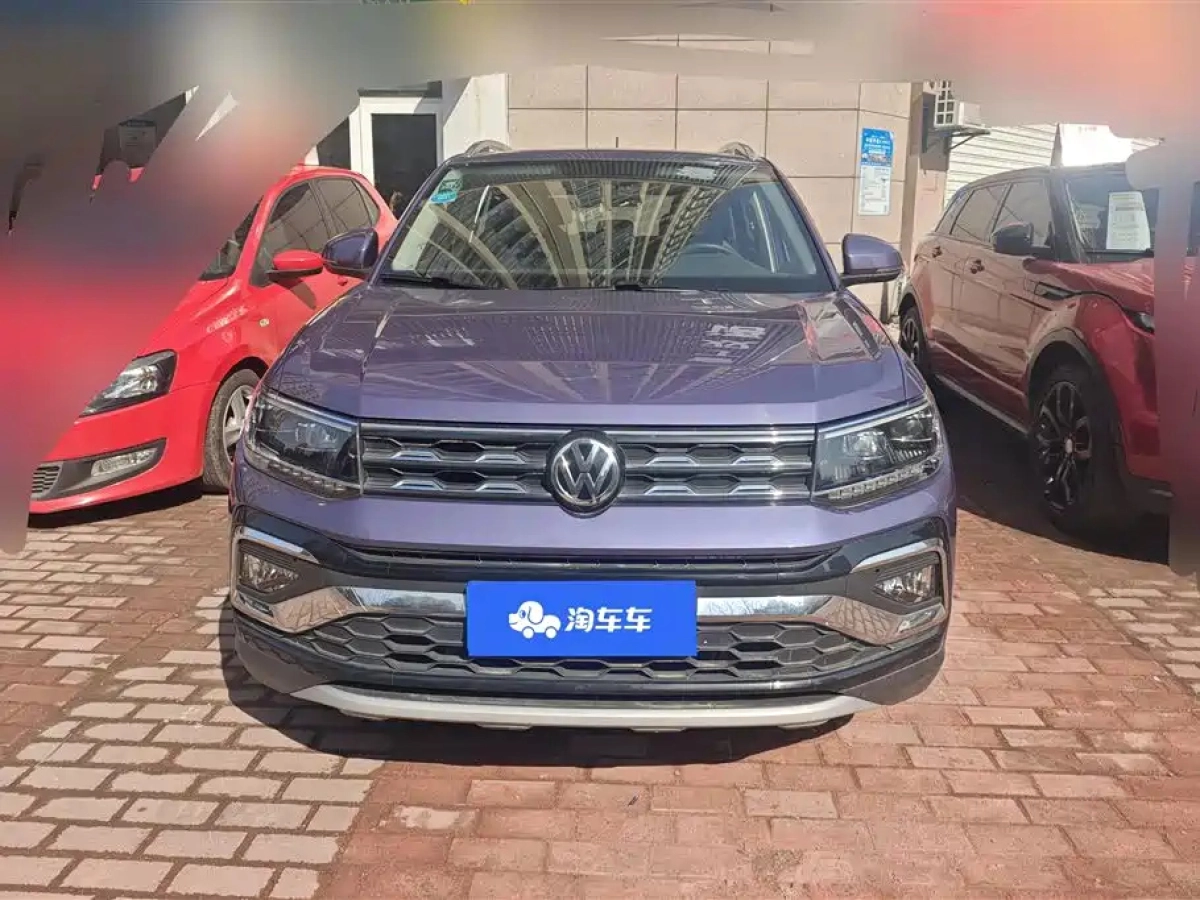 VOLKSWAGEN T-CROSS