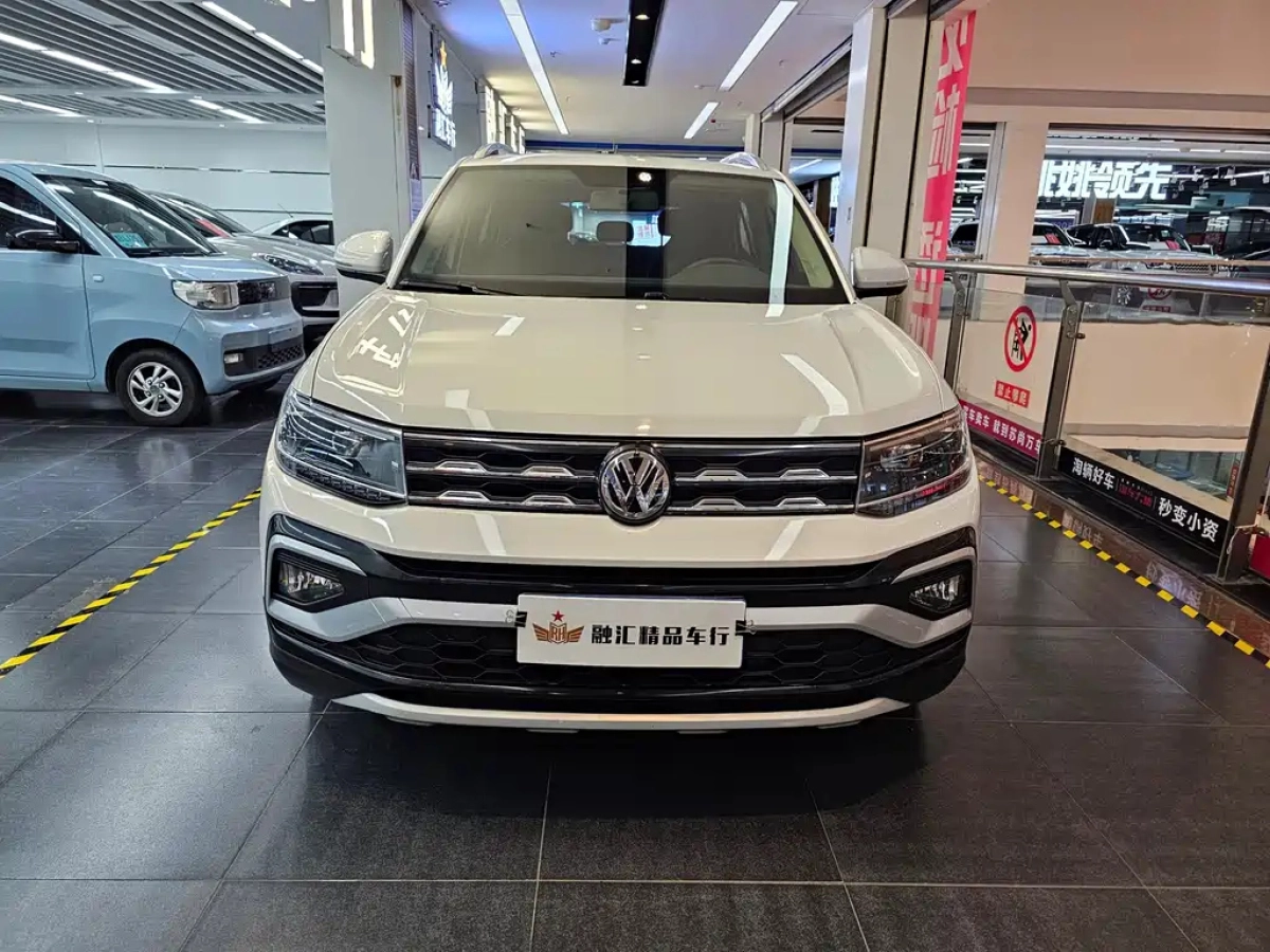 VOLKSWAGEN T-CROSS