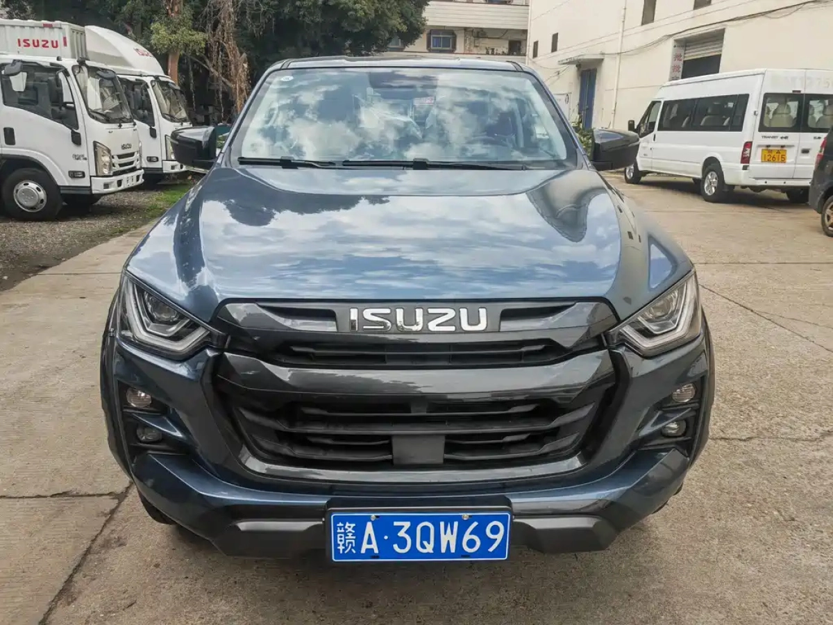 ISUZU D-MAX