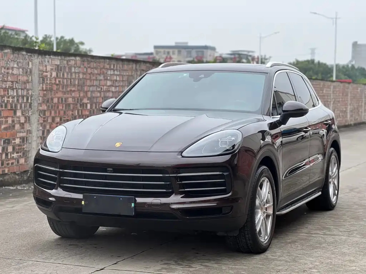 PORSCHE CAYENNE  2021
