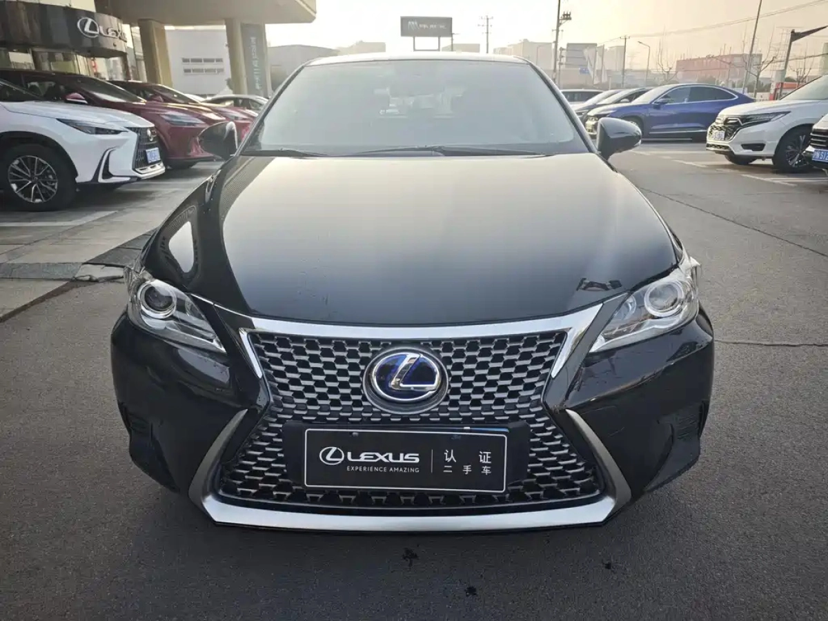 LEXUS CT