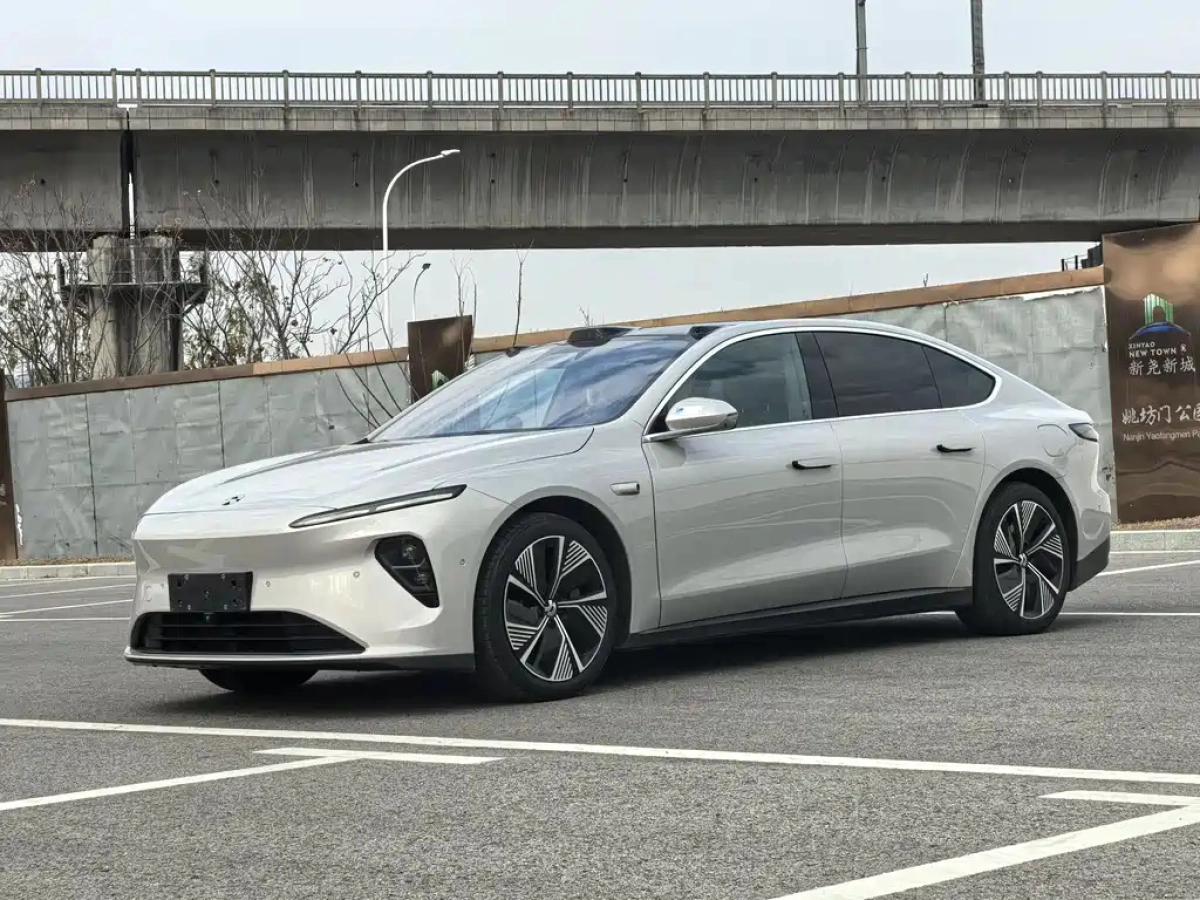 NIO ET7  2022