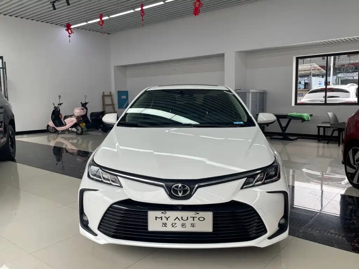 TOYOTA COROLLA
