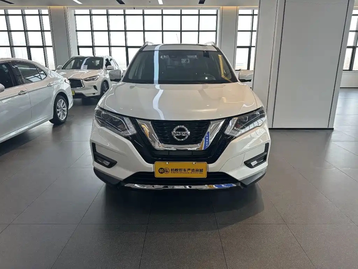 NISSAN X-TRAIL
