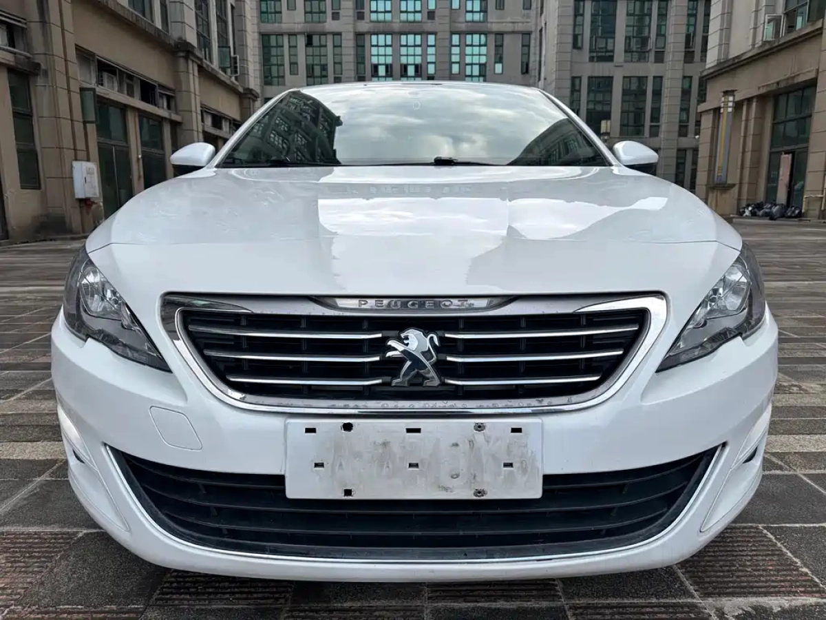 PEUGEOT 408
