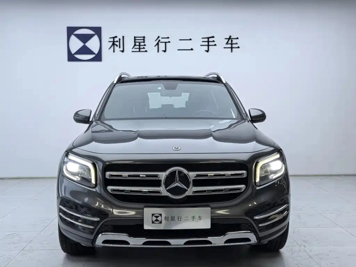 MERCEDES-BENZ GLB
