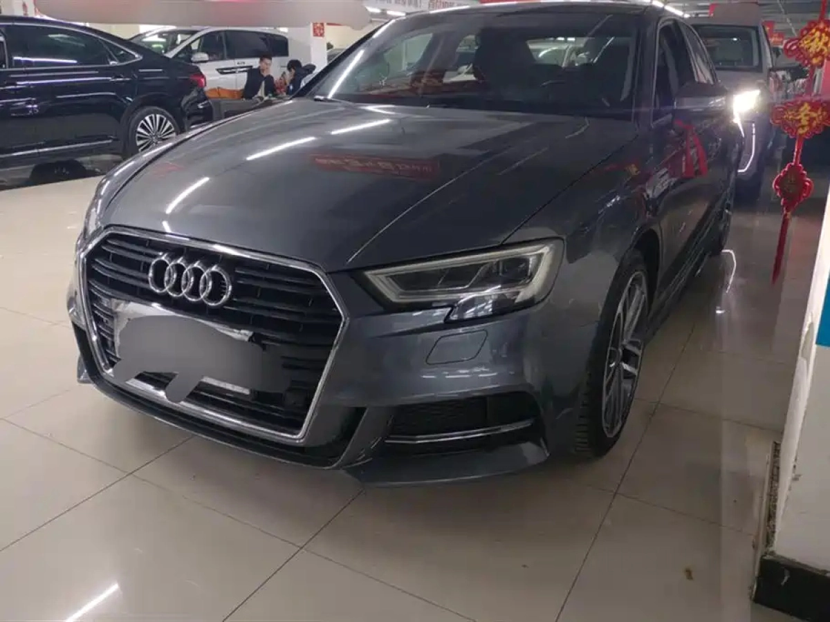 AUDI A3  2019