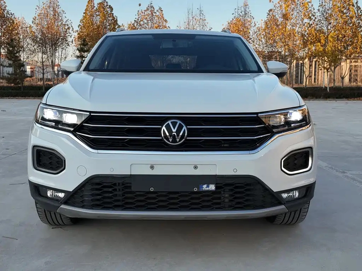 VOLKSWAGEN T-ROC