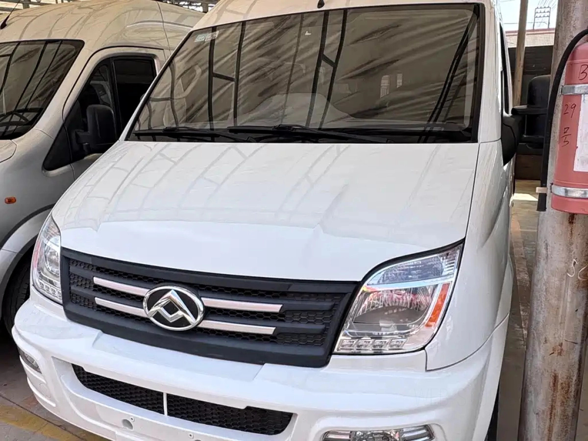 SAIC MAXUS XINTU V80  2022