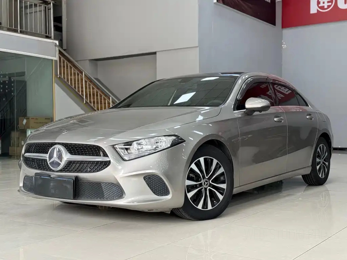 MERCEDES-BENZ A-CLASS  2019