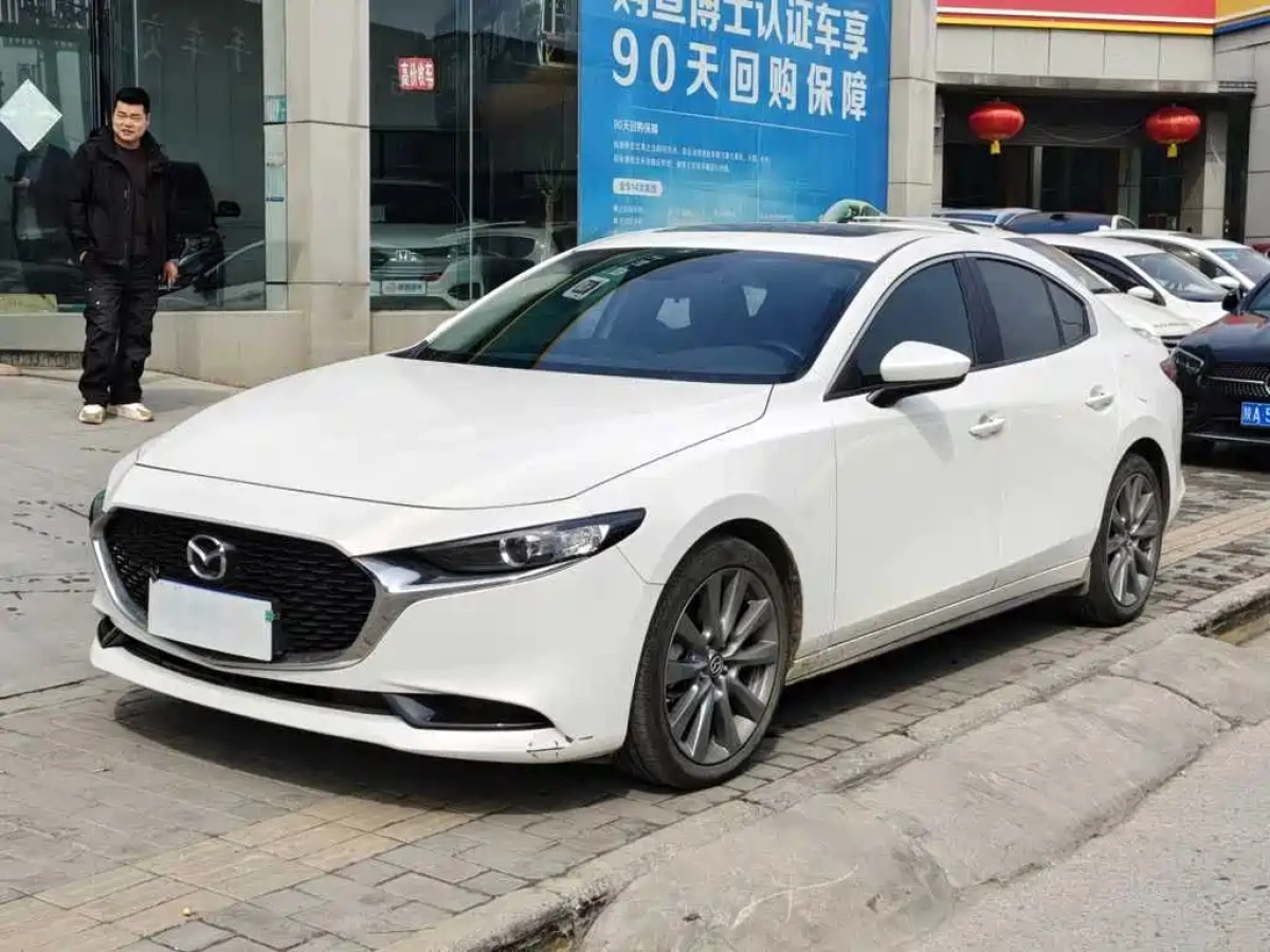 MAZDA 3 AXELA