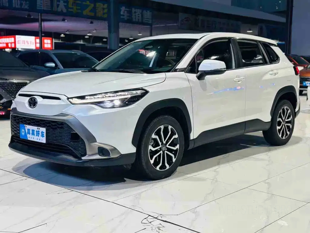 TOYOTA COROLLA CROSS  2025