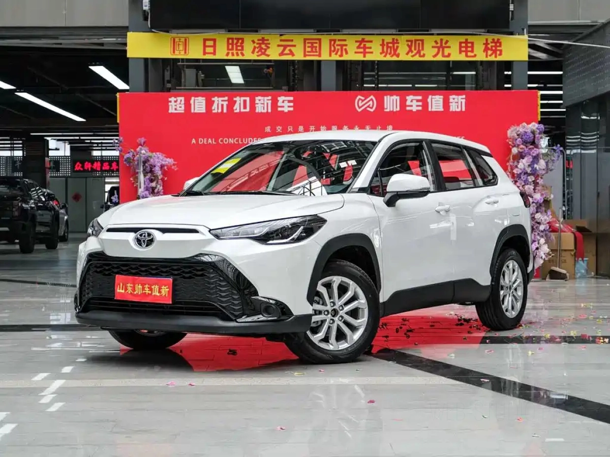 TOYOTA COROLLA CROSS