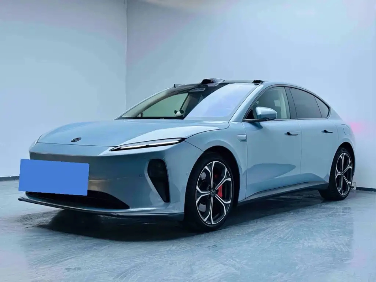 NIO ET5