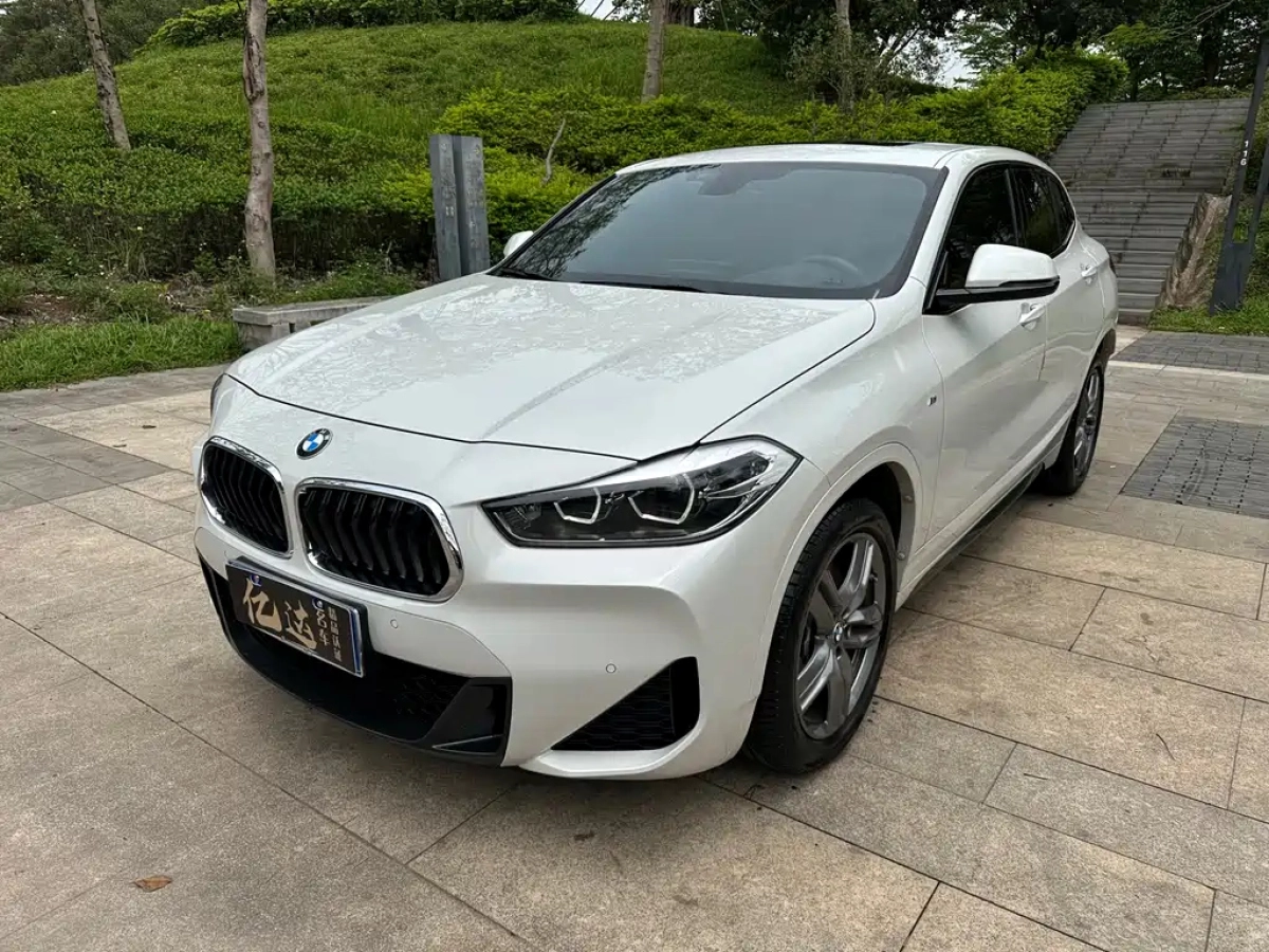 BMW X2