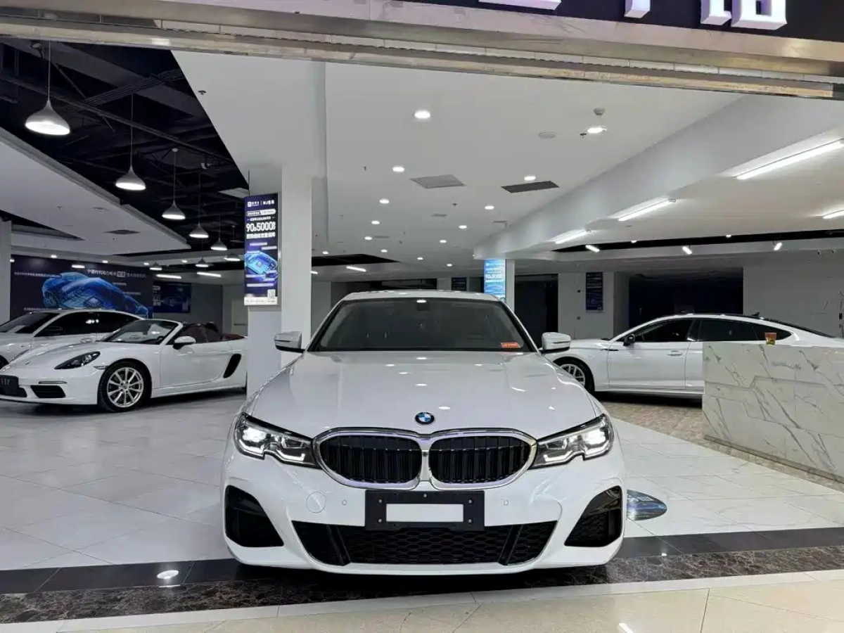 BMW 3 SERIES