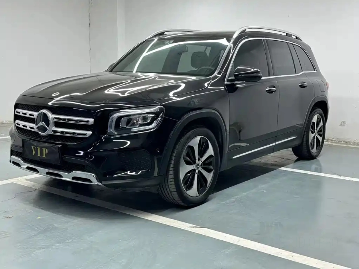MERCEDES-BENZ GLB