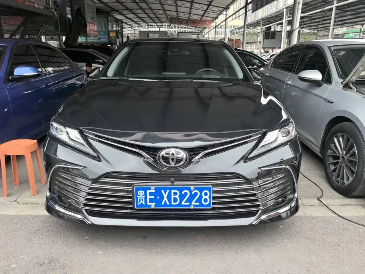 TOYOTA CAMRY  2022