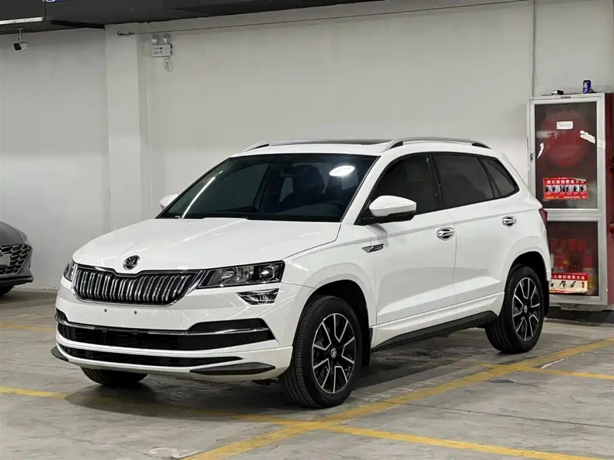 SKODA KAROQ  2023