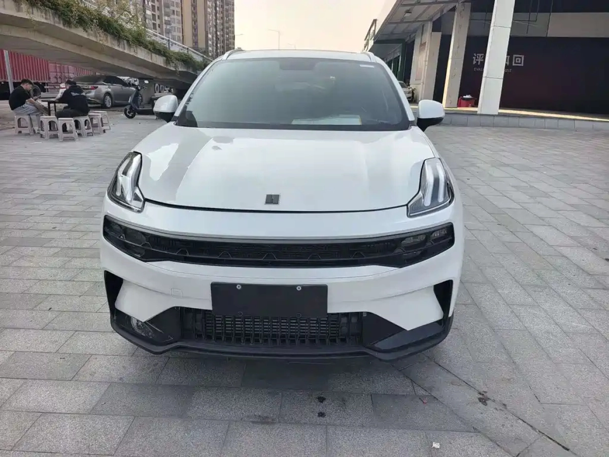 LYNK CO 06