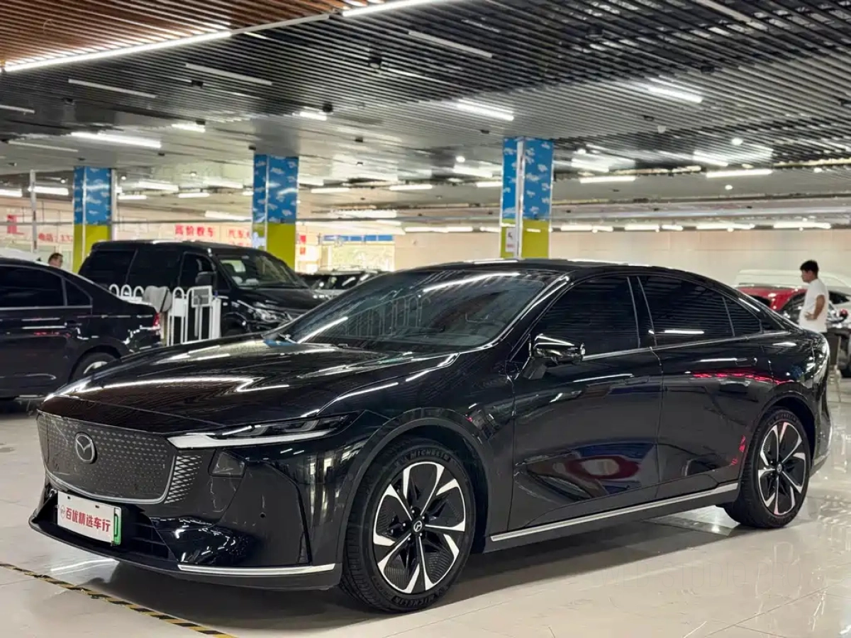 MAZDA EZ-6  2024