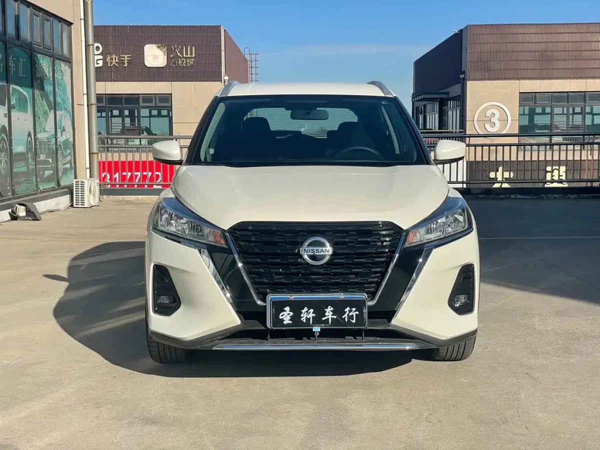 NISSAN KICKS