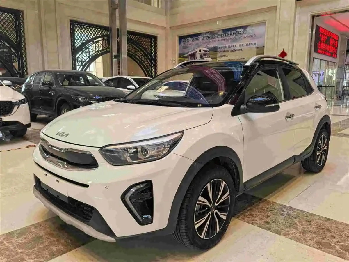KIA KX1