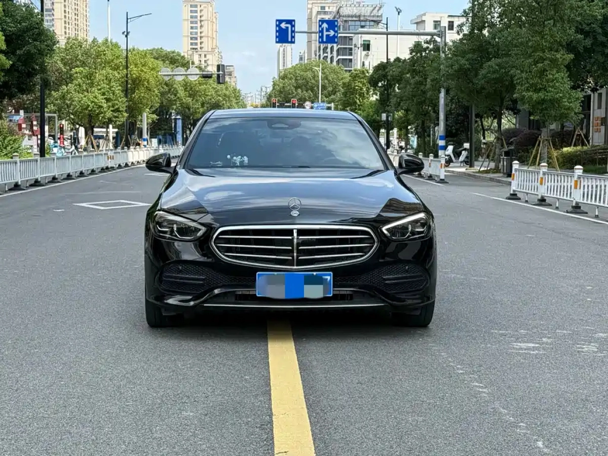 MERCEDES-BENZ C-CLASS  2024