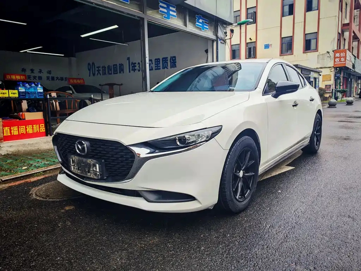 MAZDA 3 AXELA
