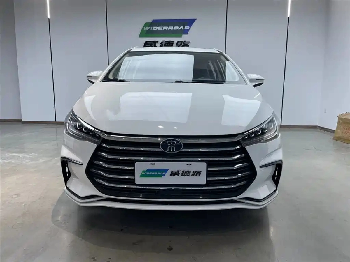 BYD SONG MAX